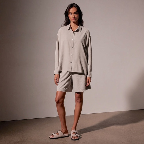 JAMES PERSE LILAC BUTTON DOWN SHIRT - Picture 2 of 7